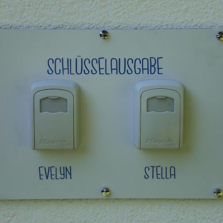 Eine Sehr Gemuetliche Dachgeschoss Ferienwohnung Ihlow  Buitenkant foto