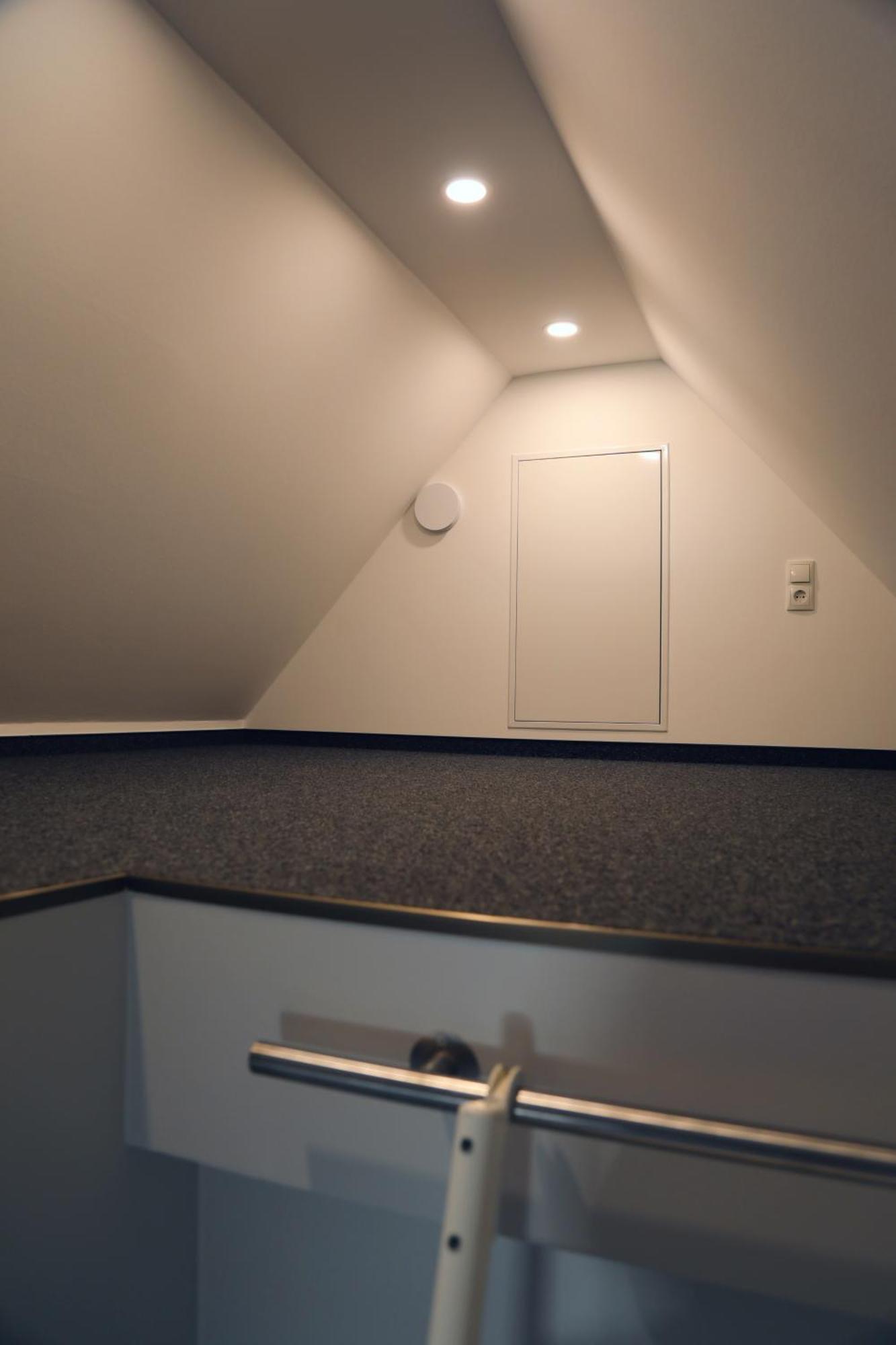 Eine Sehr Gemuetliche Dachgeschoss Ferienwohnung Ihlow  Buitenkant foto