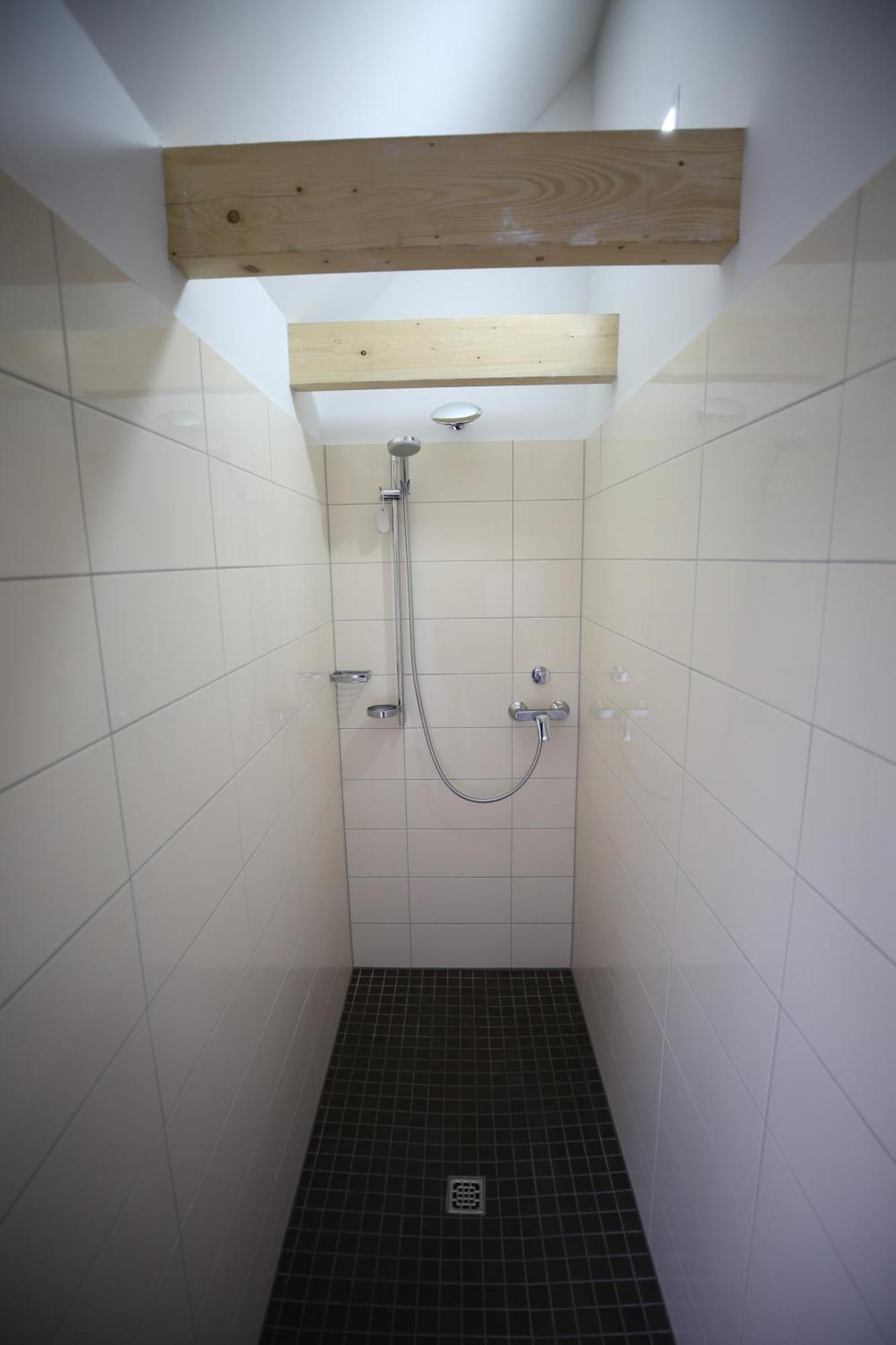 Eine Sehr Gemuetliche Dachgeschoss Ferienwohnung Ihlow  Buitenkant foto